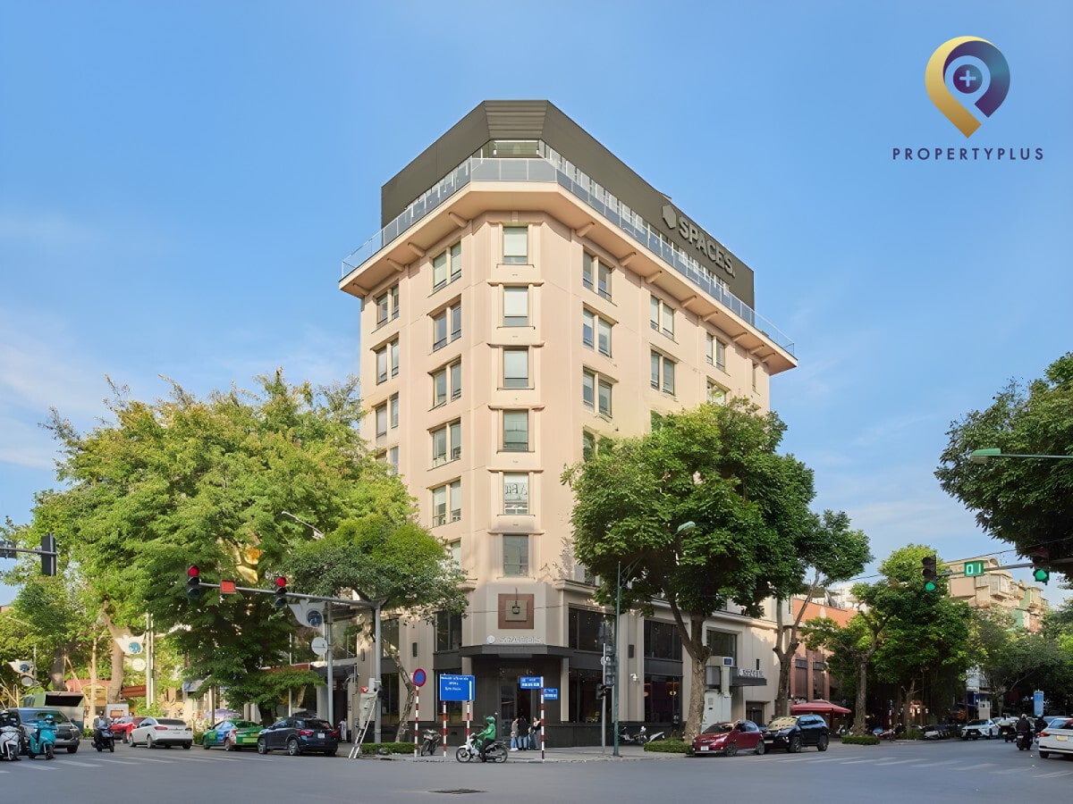 Tòa nhà văn phòng Belvedere Building với kiến trúc hiện đại và không gian xanh mát - hình ảnh từ Property Plus